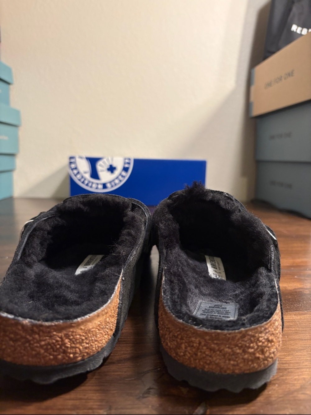 Birkenstock Boston VL/Shearling Suede Clog - Black - 9 Narrow - Picture 5 of 14
